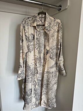H&M Cream and Black Toile Print Shirt Dress